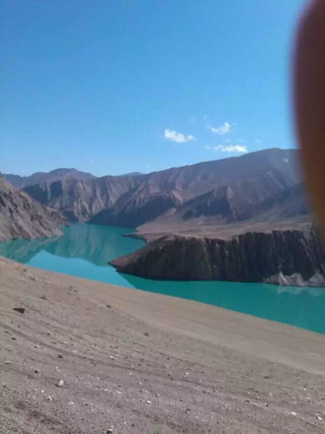 和田玉手镯种类,教你认识几种假和田玉手镯？