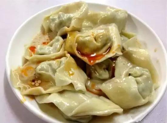 上海美罗城事件:在上海买房，你会选择在郊区买别墅还是在徐家汇“蜗居”