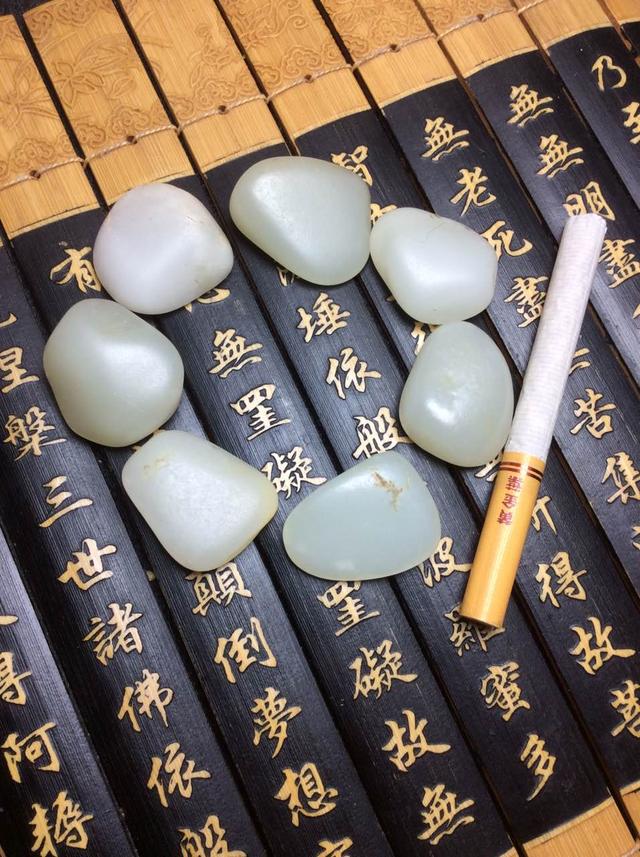 怎么鉴别一块石头是不是玉？插图65