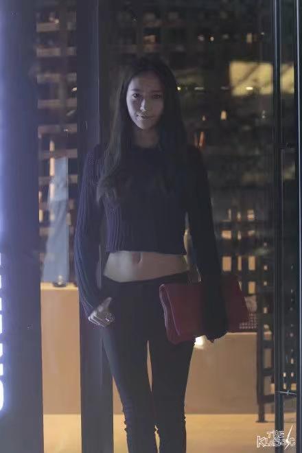 允儿掀tiffany裙子:韩国不同时代的代表性女子组合是哪些？