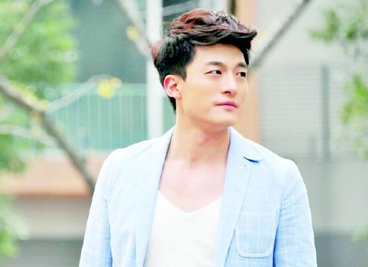 胡靖钒:胡军,孙红雷主演的义无反顾，演员表都有哪些演员？