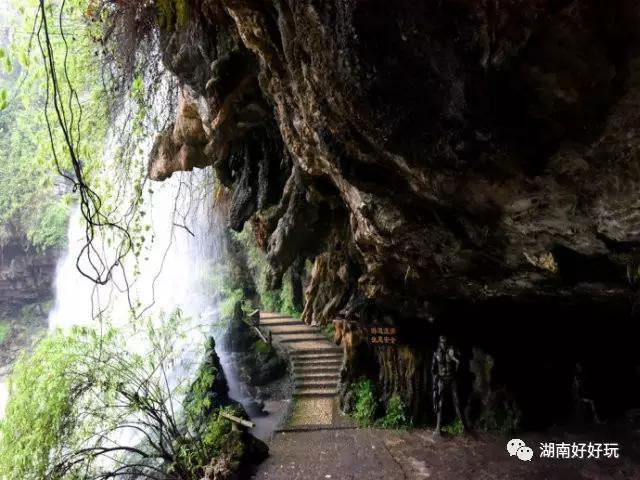 湘西芙蓉镇,湘西芙蓉镇是怎么被人知名的？