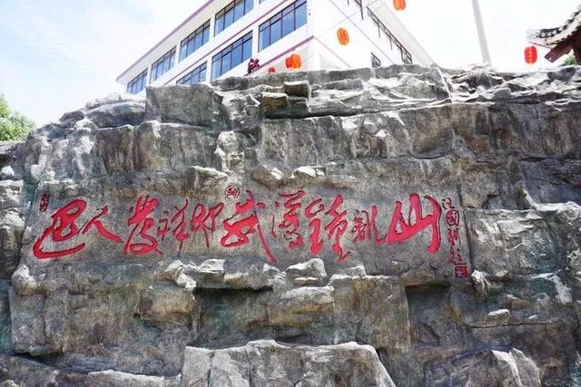 中国长阳:长阳有哪些景点值得推荐？