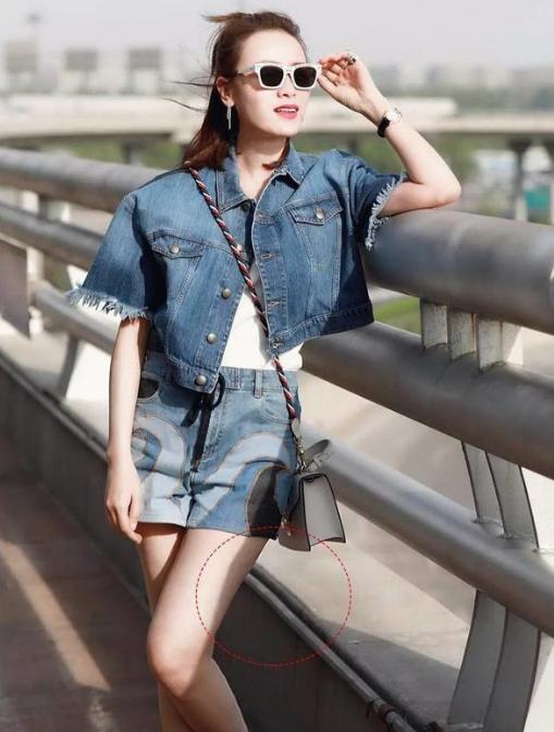 杨紫胸:明星真的腿都是自然细长直吗？