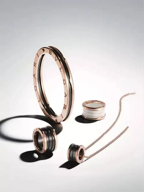 宝格丽最经典10款手镯,十大珠宝之首的宝格丽都有哪些经典款？