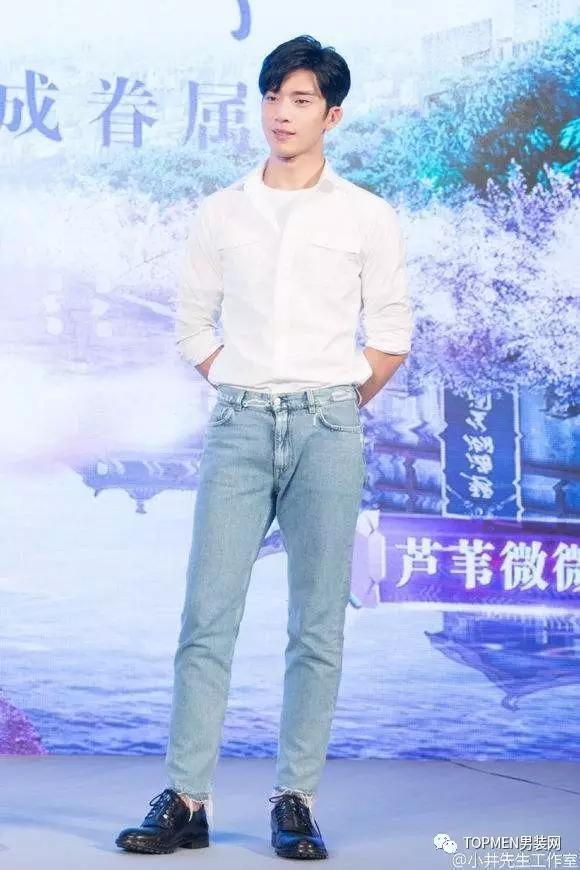 蔡明男人装照:被媒体称为“尤物”如时光雕刻的美人，许晴究竟是个怎样的人？