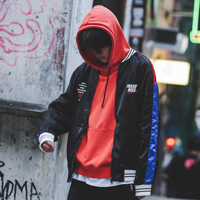 易烊千玺微:男生穿什么样的卫衣好看？