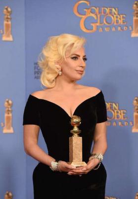 ladygaga结婚:泰勒斯威夫特、lady gaga，谁更火一点？