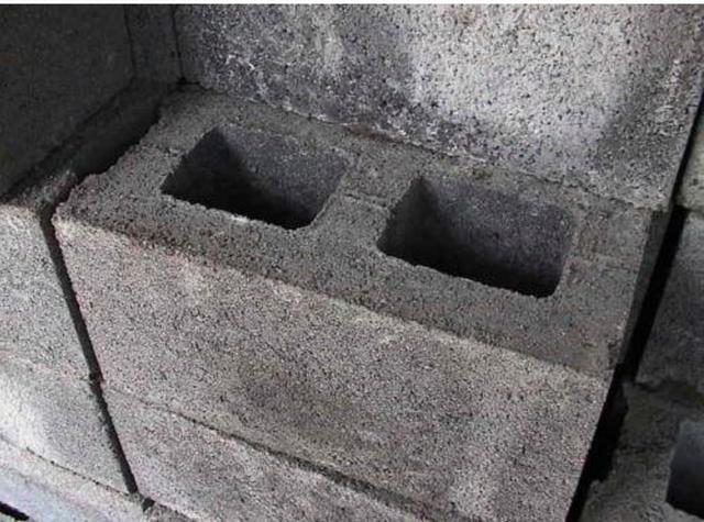 头条问答 - 什么是粉煤灰小型砌块砖,它的适用范围和价格是多少?