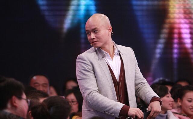 乐嘉年龄:凭借《非诚勿扰》走红的乐嘉，如今为何不受网友欢迎？