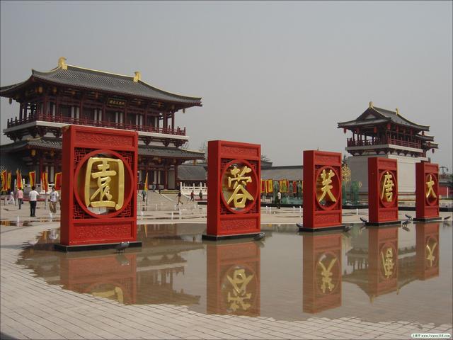 大唐芙蓉园演员表:大唐芙蓉园是什么地方？美不？