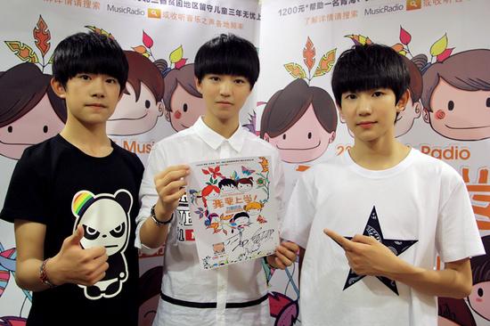 易烊千玺家庭背景:tfboys是什么背景？