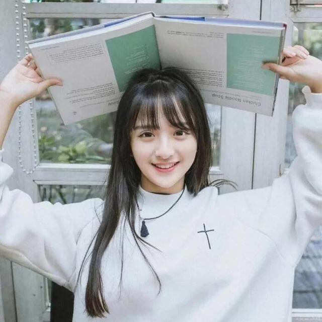 <a href=https://maguai.com/list/256-0-0.html target=_blank class=infotextkey>朋友圈</a>背景图高清:有哪些适合全面屏手机的壁纸？(适合全面屏手机的壁纸)