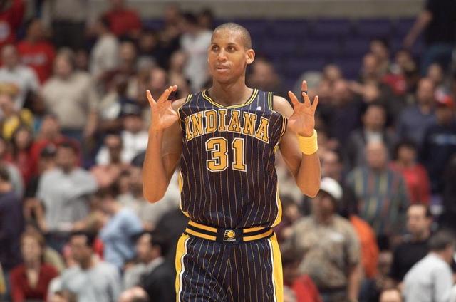 厄尔门罗:NBA历史十大得分后卫都是谁？