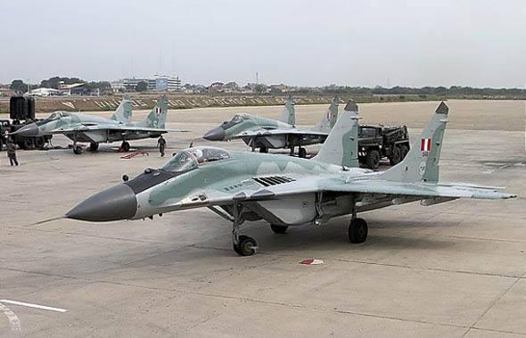 战斗机:幻影2000p型10架,幻影2000dp型2架,幻影5p型9架,幻影5dp型2架