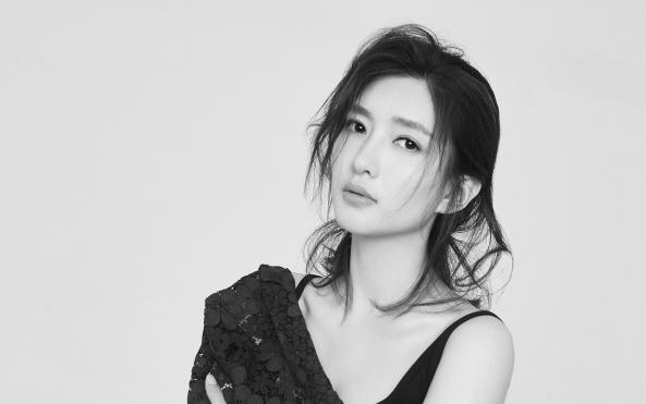 胡靖钒:胡军,孙红雷主演的义无反顾，演员表都有哪些演员？