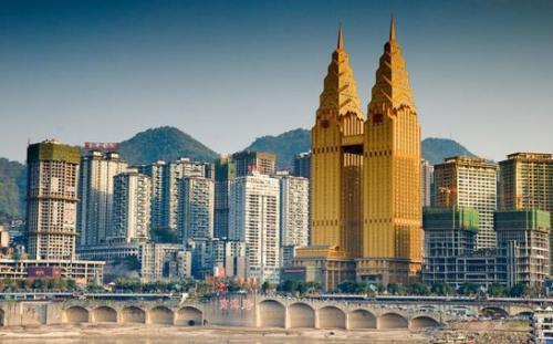 重庆黄金双塔是铁建的吗