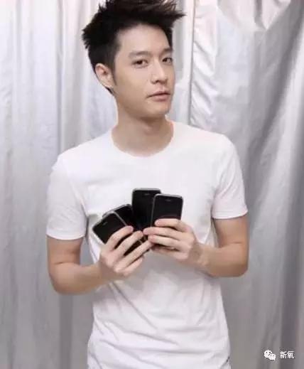 萧亚轩柯震东情侣照:萧亚轩大方谈分手，她的前男友们都有谁？