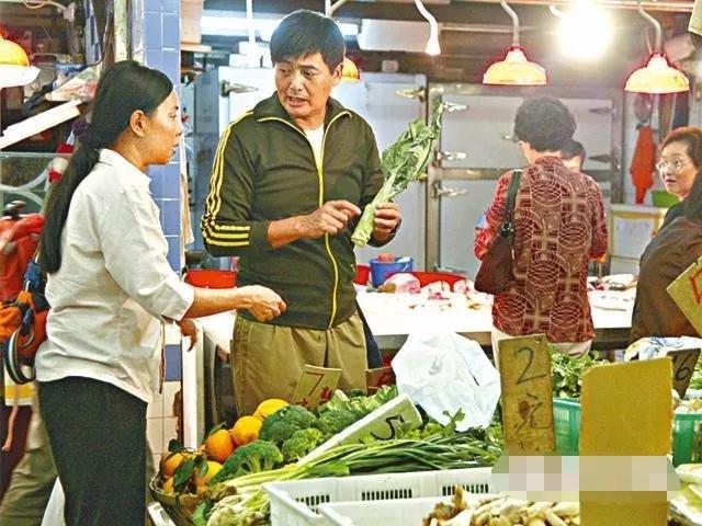 周润发养子曝光:为何周润发这么多年没有孩子？