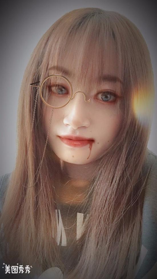 万圣节惊悚妆女孩:万圣节刚过，哪位明星晒出的万圣节妆容最惊艳？