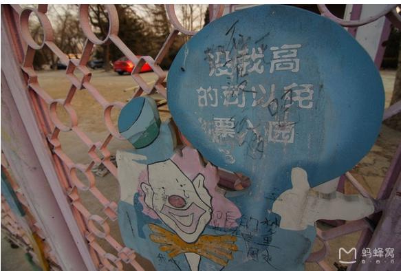 东方四大鬼宅:广大网友能推荐一部恐怖片吗，最近剧荒，等分享哦？