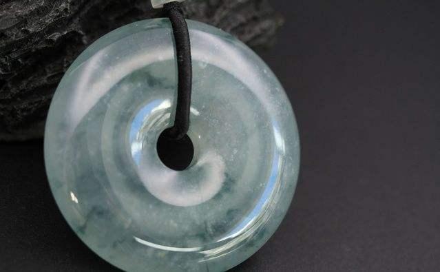 翡翠销售技巧,怎样让更多的人与翡翠结缘？