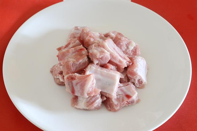 广式蒸排骨的做法,豉汁蒸排骨怎么做最正宗？