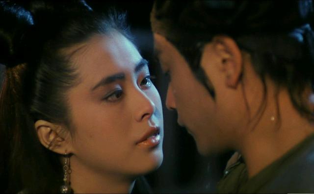 系列电影的主题曲是霑叔创作的《男儿当自强》,改编自古曲《将军令》