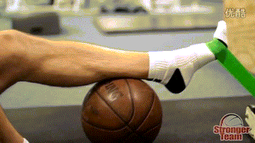 如何预防习惯性崴脚，喜欢打篮球，如何锻炼脚踝可以有效防止崴脚受伤