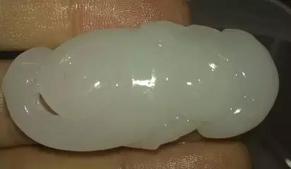 和田玉怎么盘玩出包浆,和田玉黄皮籽料怎么盘玩最快变漂亮？