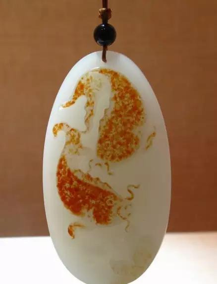 和田玉怎么盘玩出包浆,和田玉黄皮籽料怎么盘玩最快变漂亮？