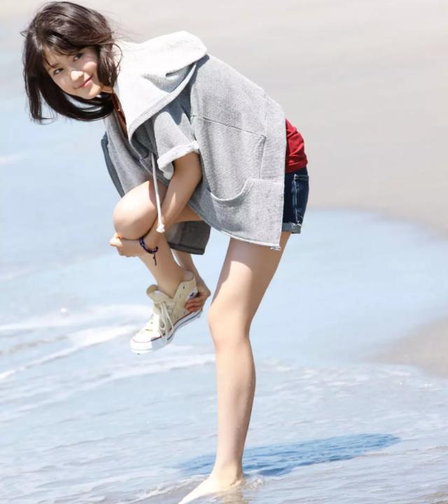 新垣结衣整容:有村架纯和新垣结衣，你喜欢谁？