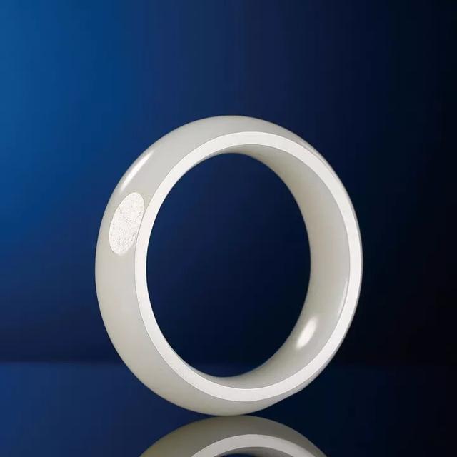 玉镯子哪种最好,哪种和田玉手镯是最好的？