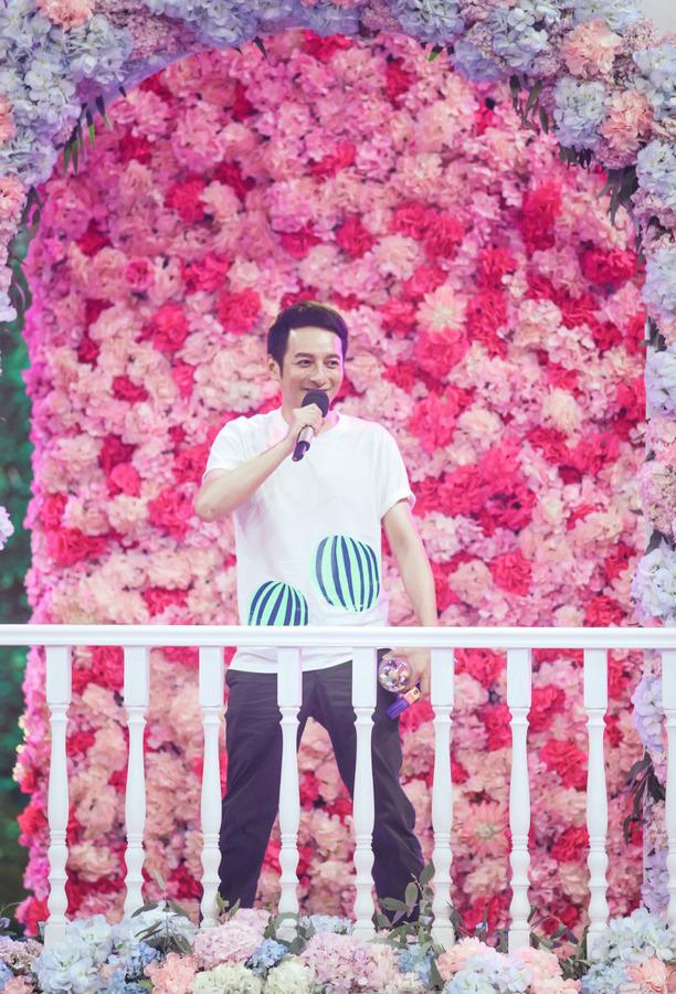 李维嘉结婚了吗:为什么最近维嘉和谢娜会缺席《快乐大本营》
