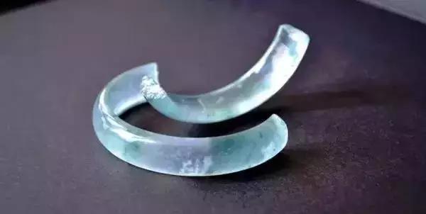 玉镯纳米无痕修复技术,纳米无痕和埋线，有什么不一样？