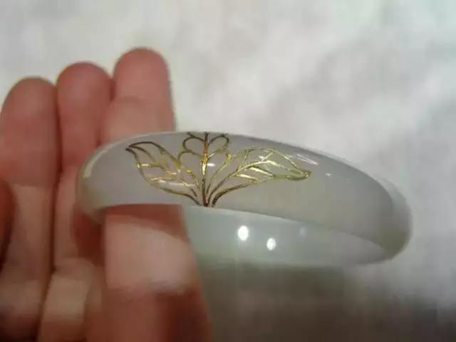 玉镯纳米无痕修复技术,纳米无痕和埋线，有什么不一样？