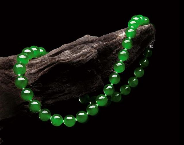 翡翠泡油后有什么影响,把我的翡翠在植物油里泡俩月行吗？