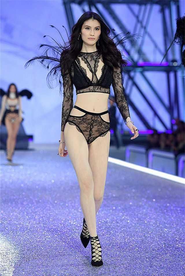 杨幂代言维密:为什么何穗被称为“维秘的亲女儿”