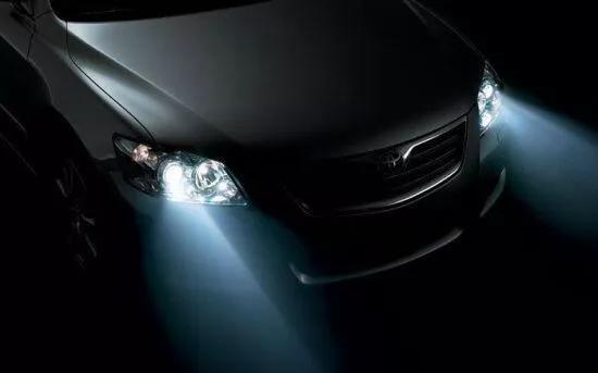 怎样正确使用和保养汽车大灯？