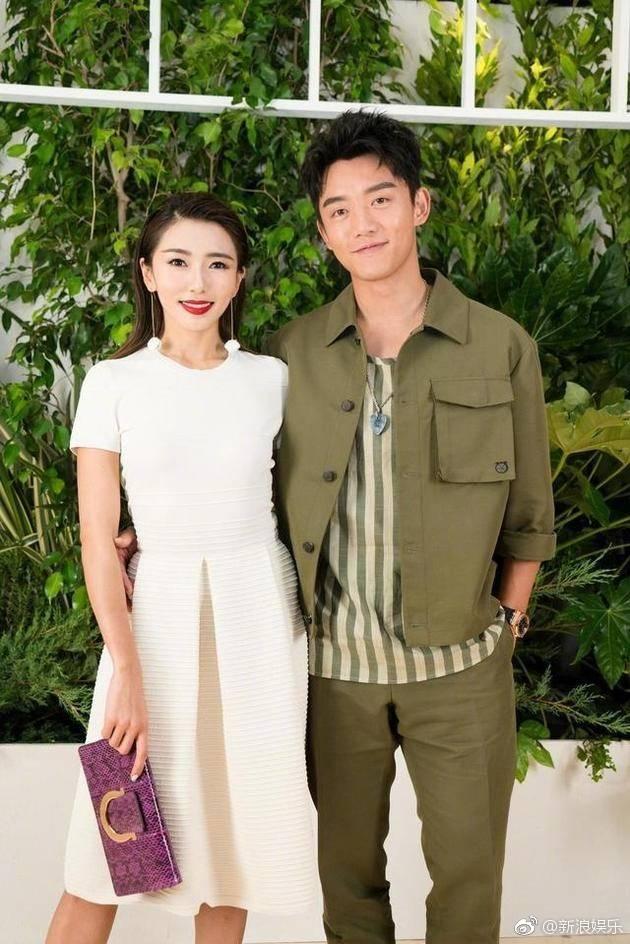 郑恺与女友秀恩爱:郑恺终于还是宣布分手，迟迟不公开的原因何在？