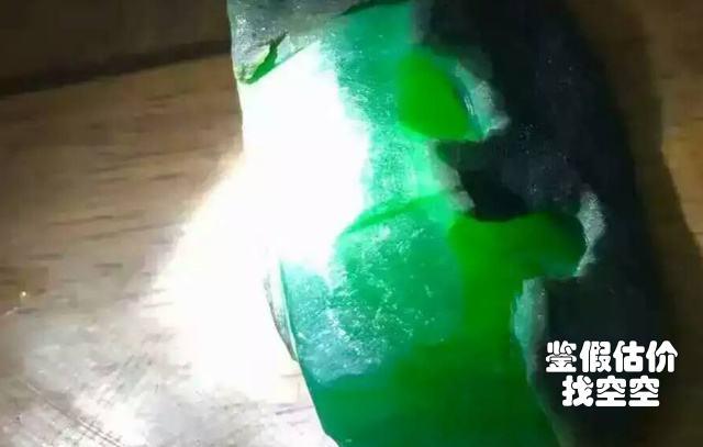 翡翠各个场口的介绍,哪个翡翠原石场口，比较容易出帝王绿？