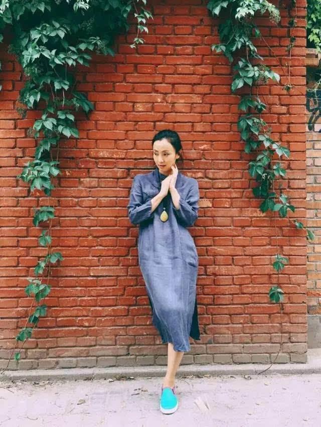 什么玉最好有灵性养女人,有人说女人到了年纪，一定要戴玉，为什么？