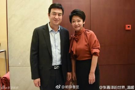 张嘉译的老婆是谁:张嘉译成名后，住千万别墅，开百万豪车，他的前妻杜珺过的怎样