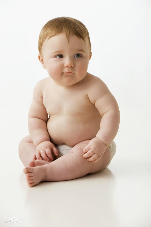 一个月的宝宝重多少斤为正常，一个月的宝宝重多少斤为正常？
