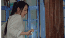 郭碧婷图片:与郭碧婷订婚不久就点赞了另一美女的照片，向佐手滑了吗？