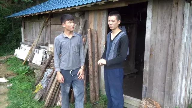 欢子女朋友:欢子TV一个月能赚多少钱？