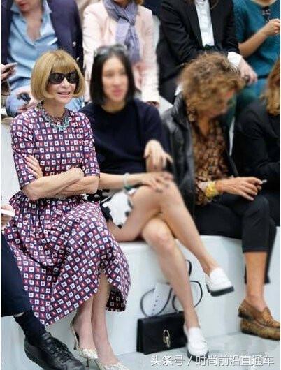 金成玲:格纹怎样穿才能摆脱弱气场，塑造女强人气场？