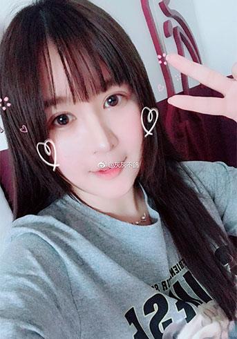 鱼斗、映客、虎牙上有哪些王者荣耀的美女主播？
(图8)