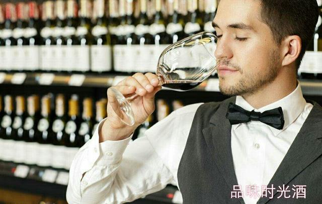 葡萄酒出酒率，十几块和几百块的红酒有什么区别？