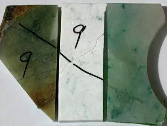 翡翠怎么看真假,喜欢翡翠但是担心买到假的，要如何辨别？